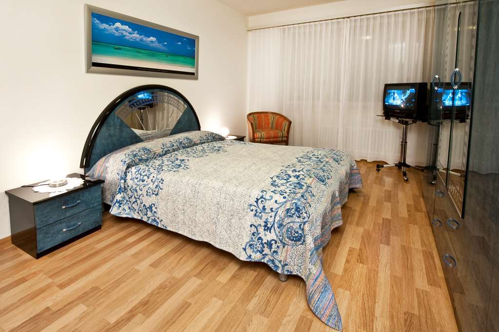 Residenze Dell'Angelo Hotel Locarno Room photo